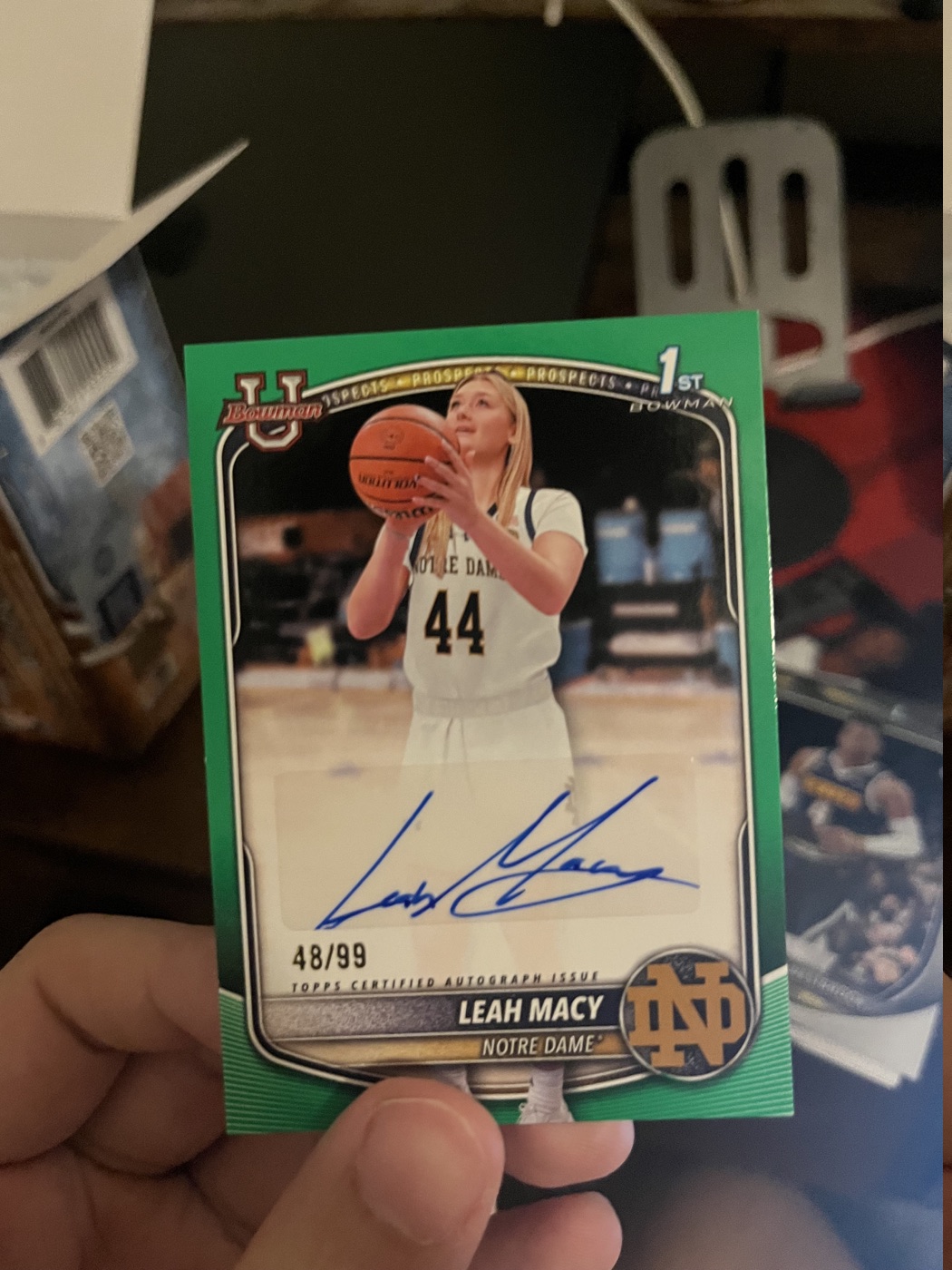 Leah Macy autographed Notre Dame trading card